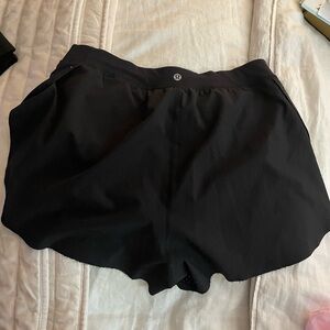Lulu High Rise Thin Waist Band Slit side shorts 8